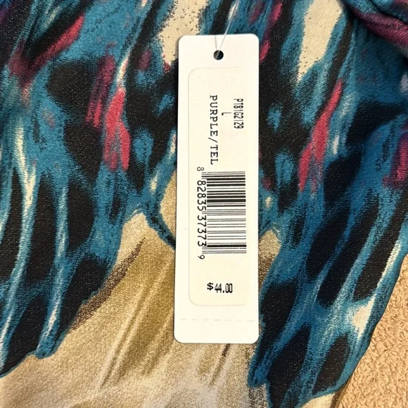 NEW DIRECTIONS silky top - Picture 6 of 6